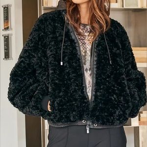 Anatomie Enya Black Sherpa Jacket L
